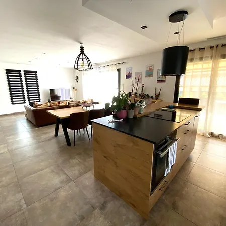 La Marjolaine Avec Piscine Villa *